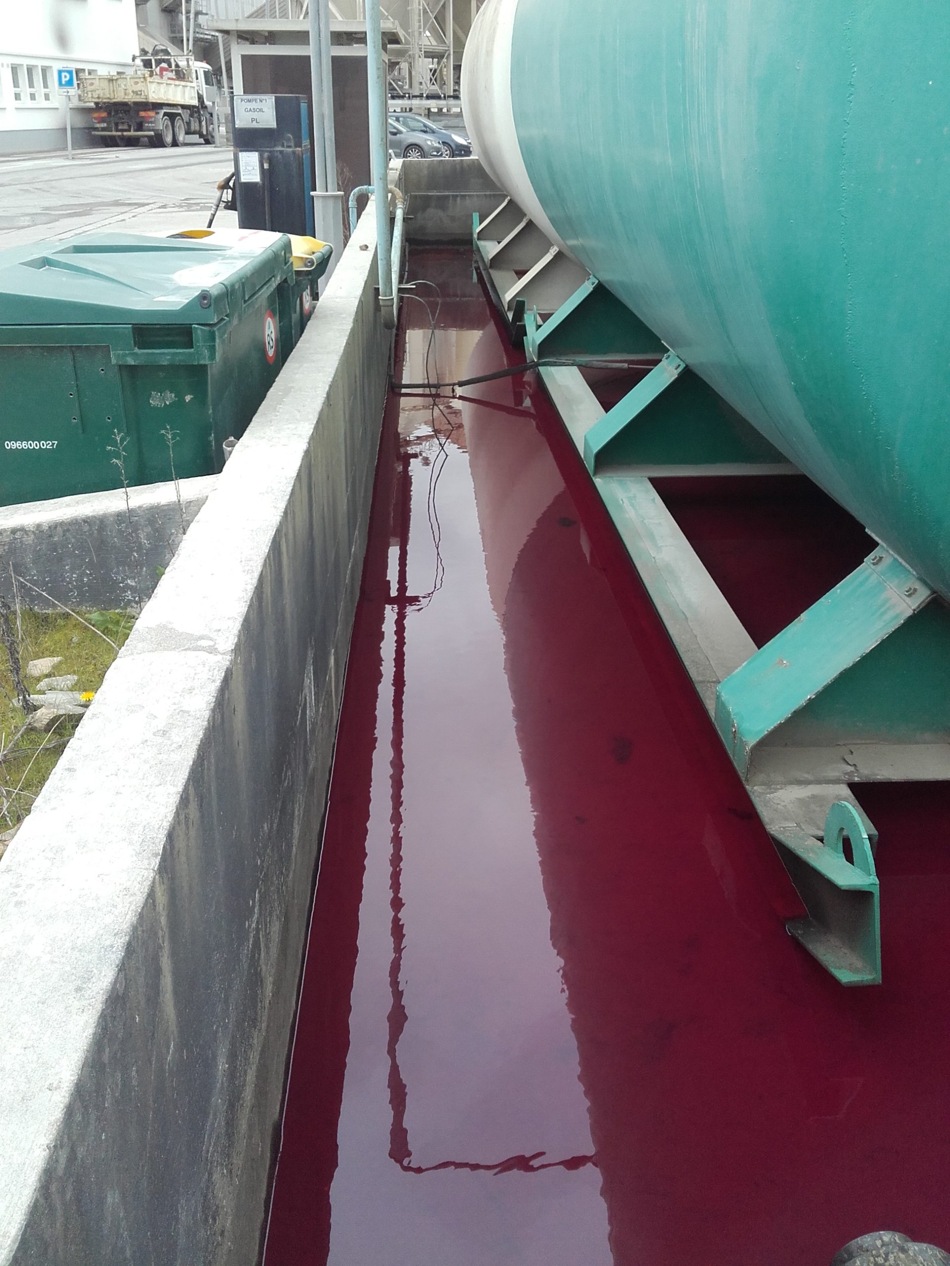 Pollution accidentelle d’hydrocarbures - Travaux d'assainissement collectif & non collectif, SEDDA à Rieux - 1