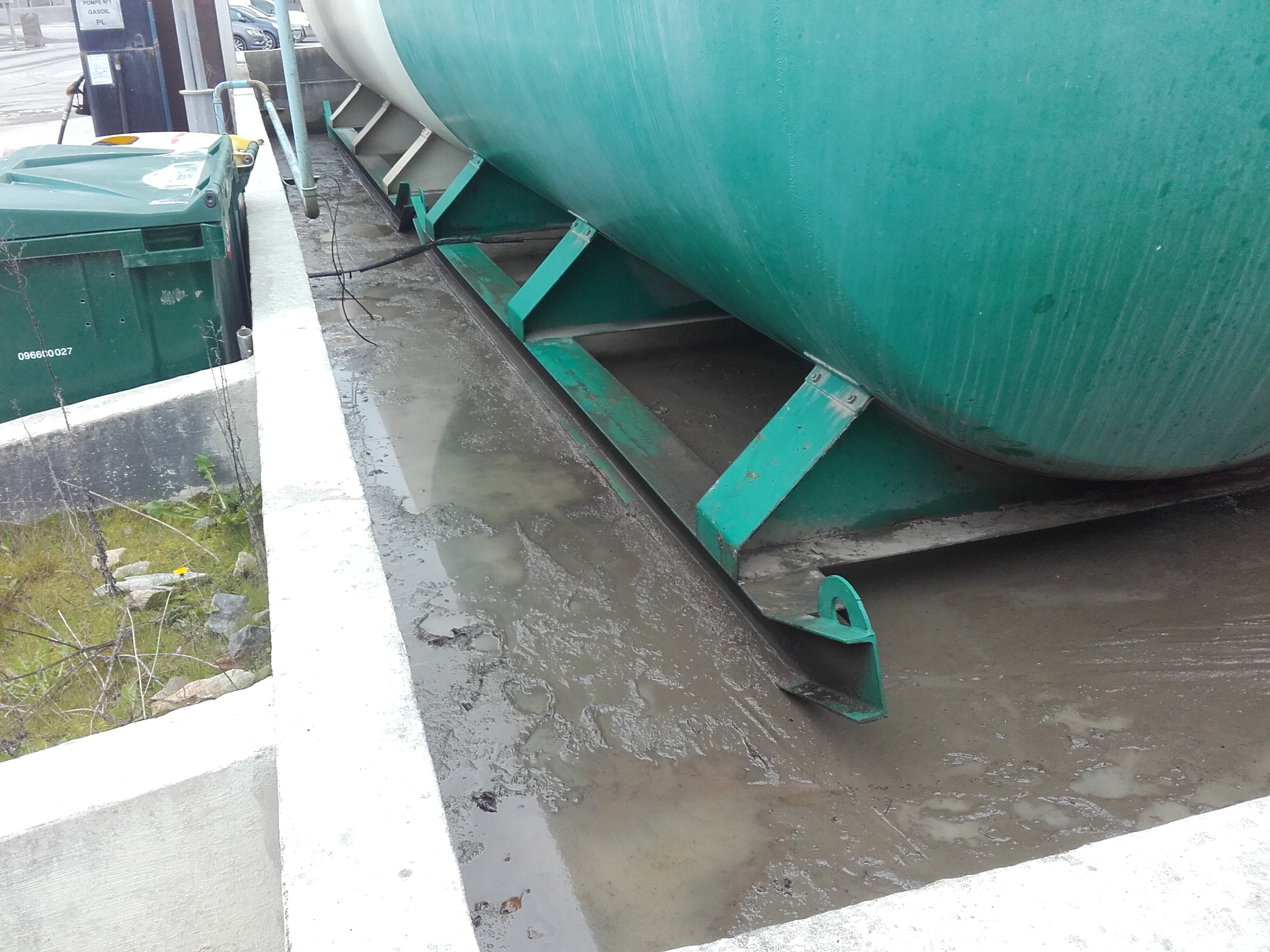 Pollution accidentelle d’hydrocarbures - Travaux d'assainissement collectif & non collectif, SEDDA à Rieux - 2